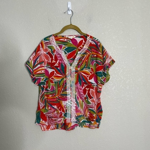 C&C California Colorful Palm Leaf Printed Eyelet Trim Blouse Medium - Picture 6 of 6